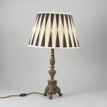 1181 1687 TABLE LAMP